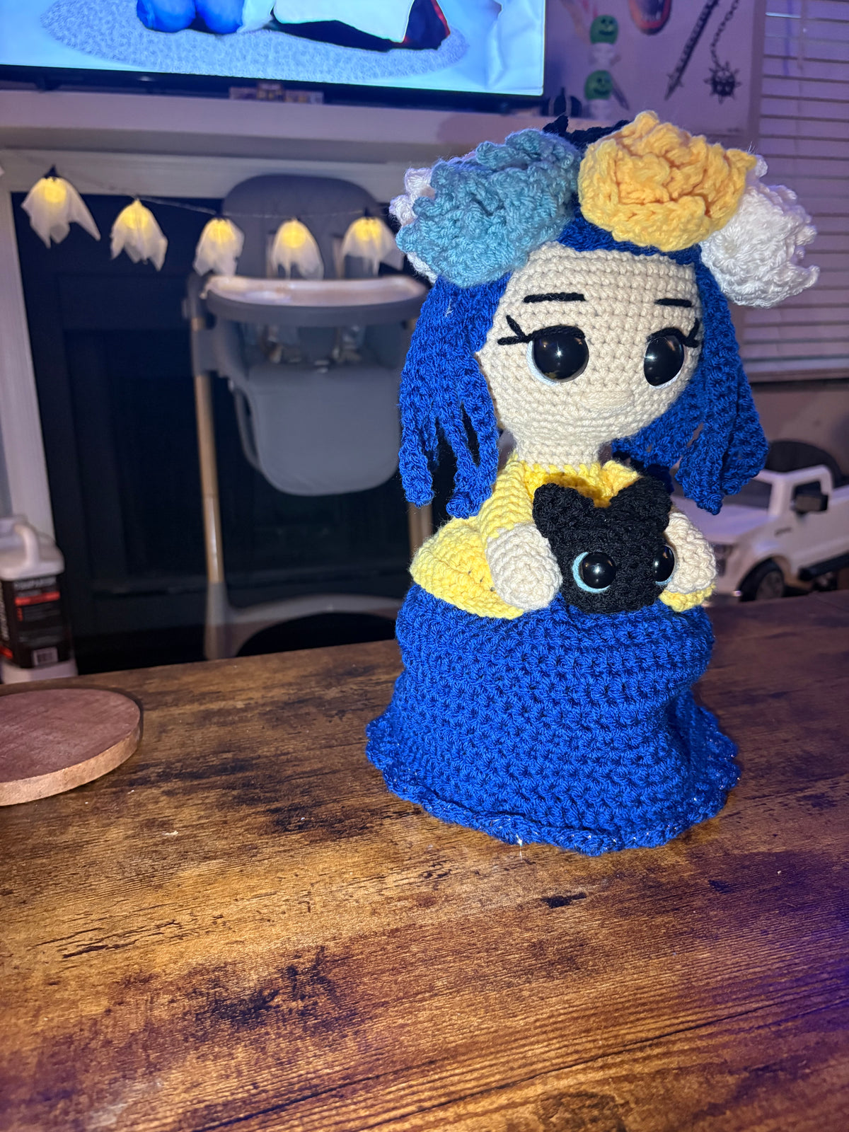 14” Coraline